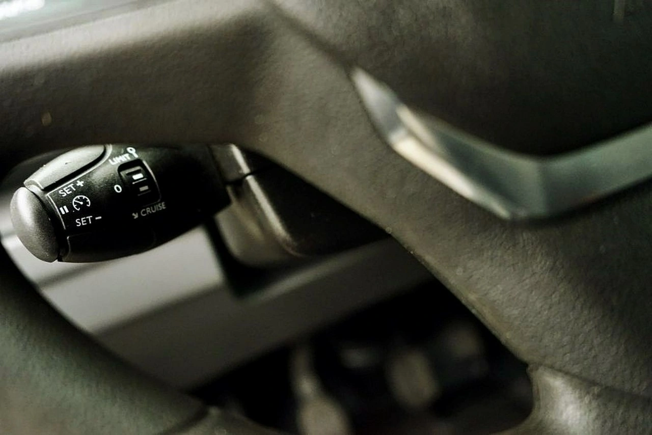 Peugeot Expert - Zdjęcie 21