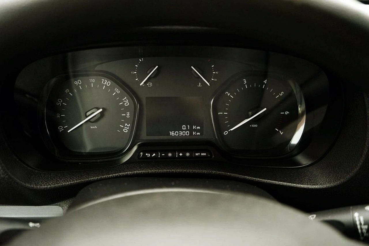 Peugeot Expert - Zdjęcie 27