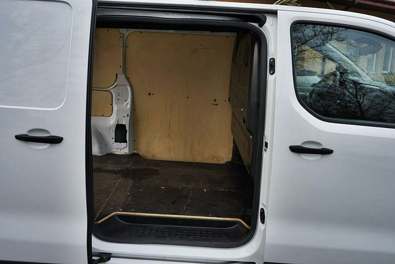 Peugeot Expert - Zdjęcie 19