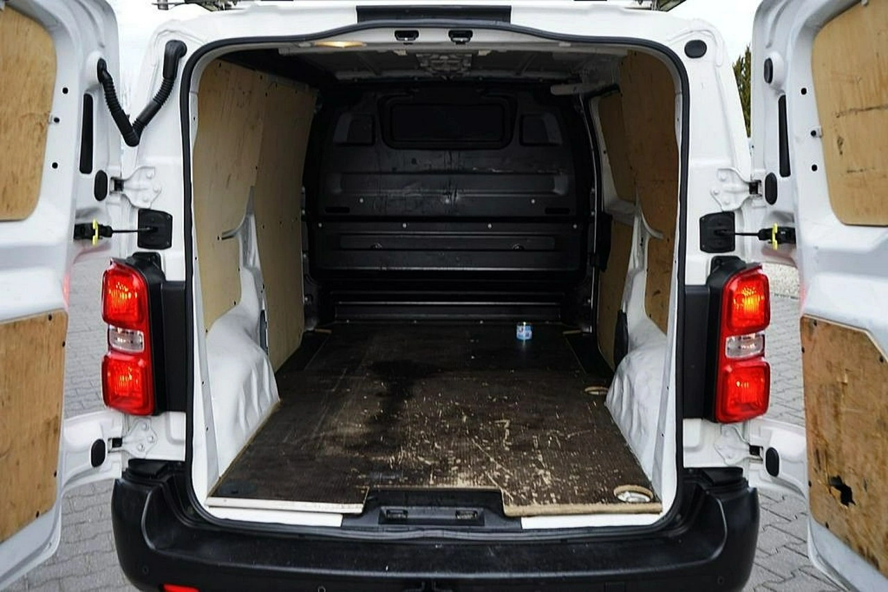 Peugeot Expert - Zdjęcie 20