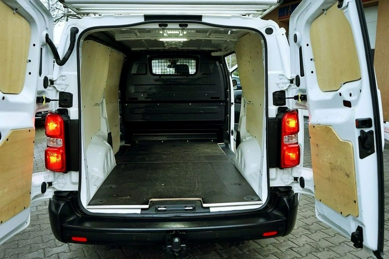 Peugeot Expert - Zdjęcie 19
