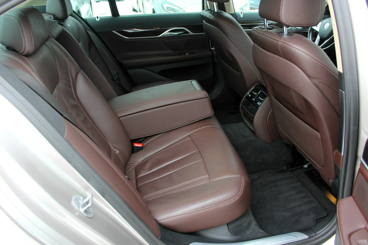 BMW 745 - Zdjęcie 9