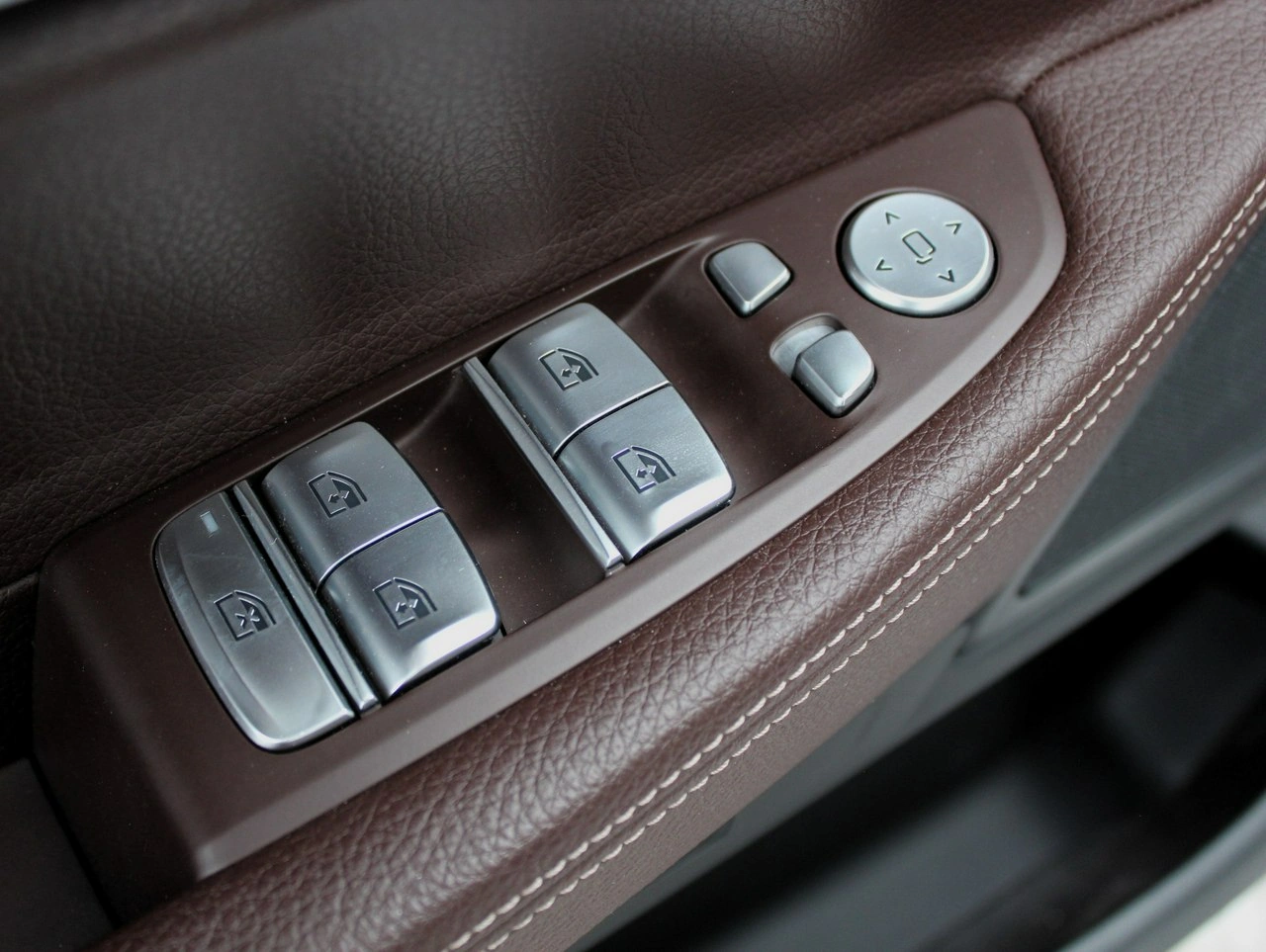 BMW 745 - Zdjęcie 18