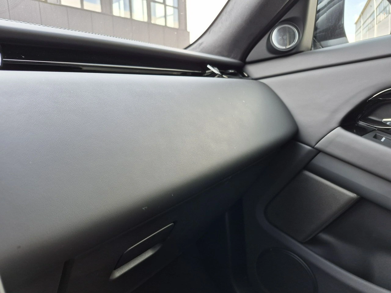 Land Rover Range Rover Evoque - Zdjęcie 38