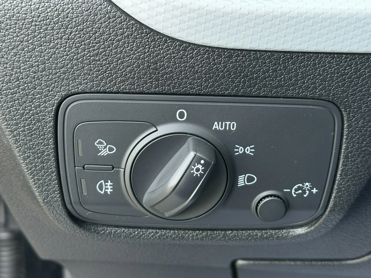 Audi Q2 - Zdjęcie 14