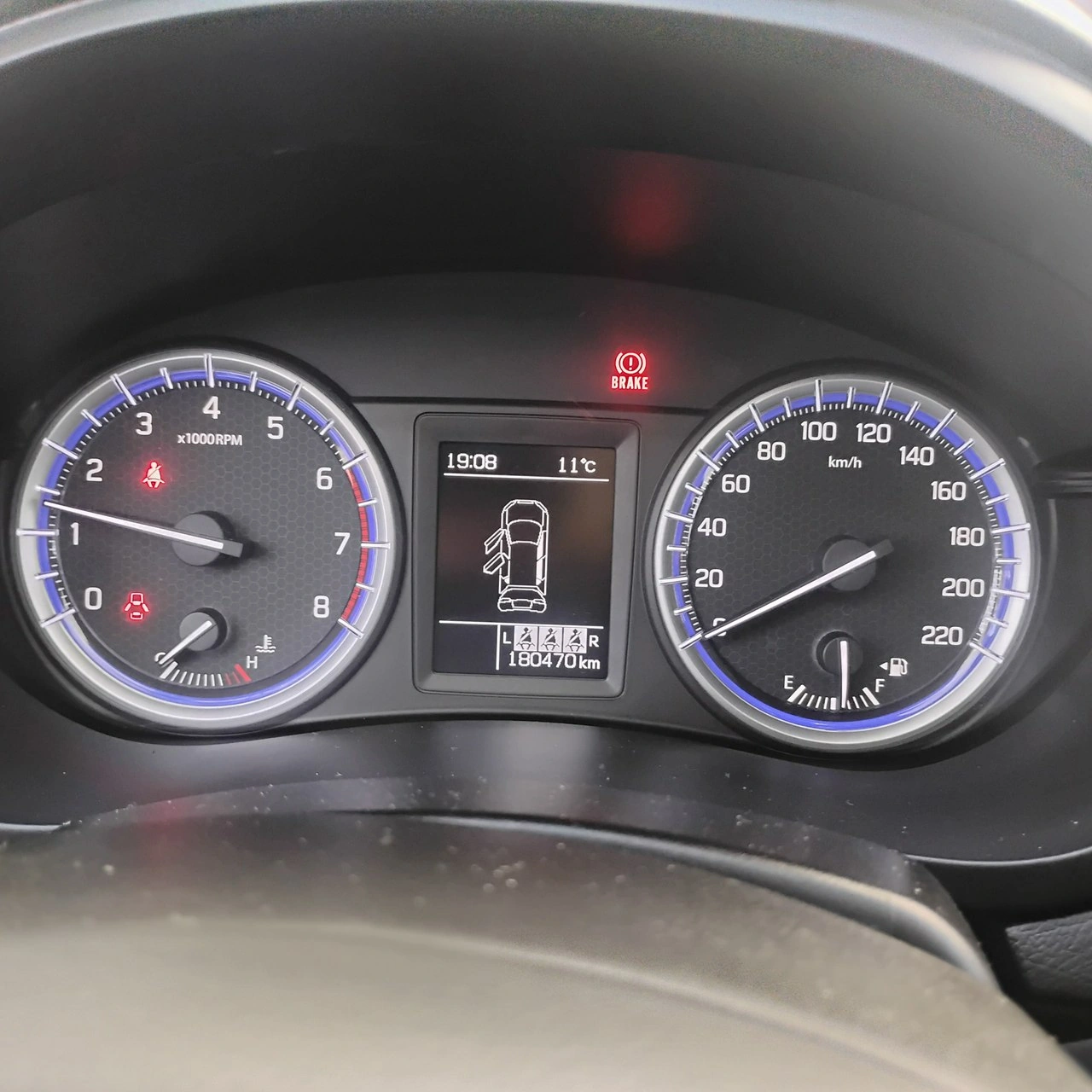 Suzuki SX4 S-Cross - Zdjęcie 17