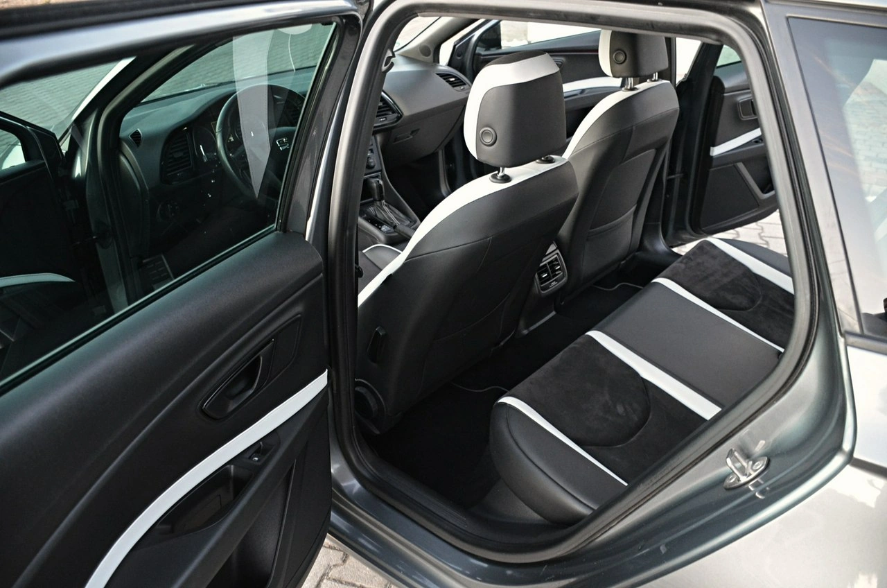 Seat Leon - Zdjęcie 16