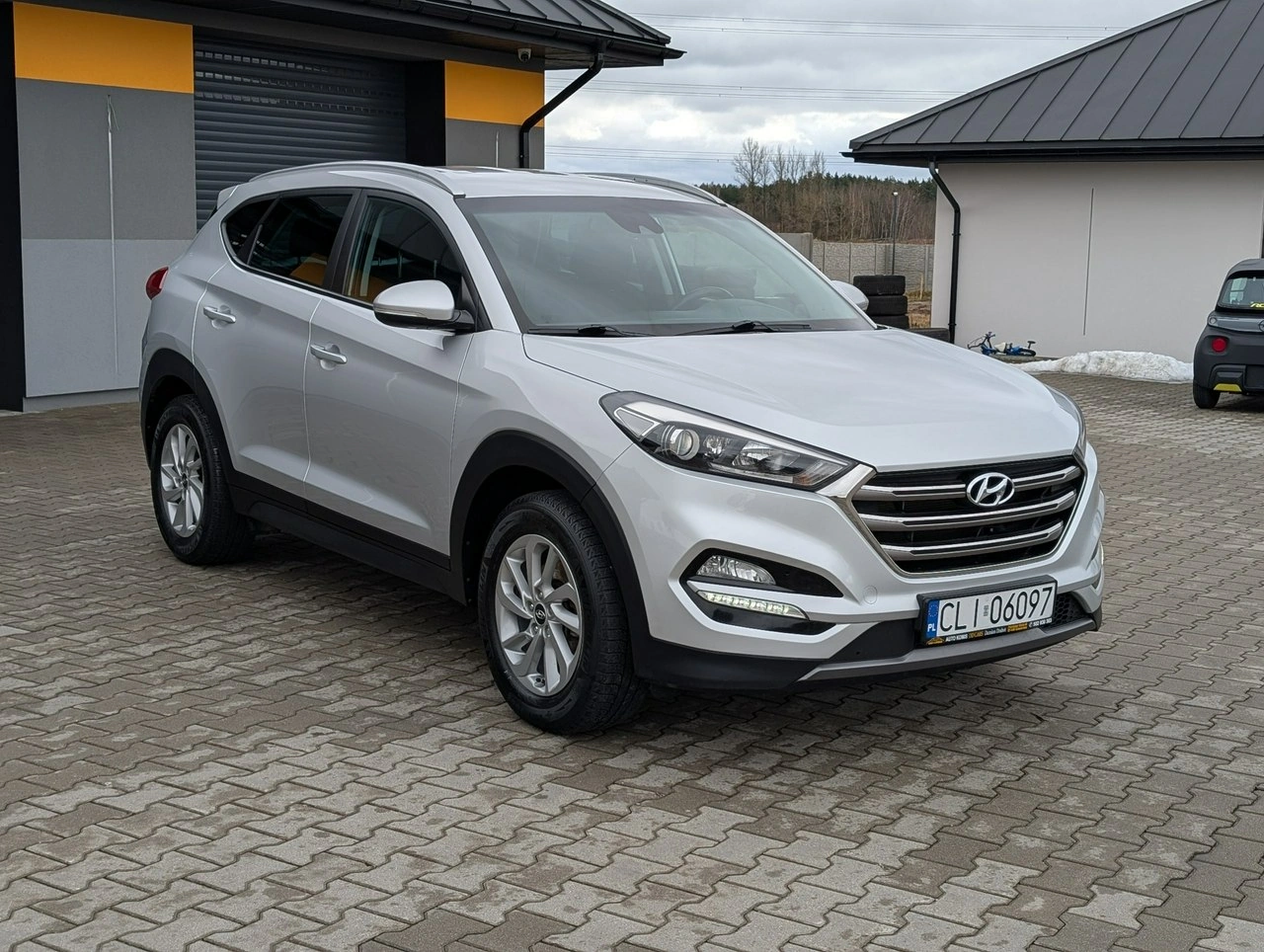 Hyundai Tucson - Zdjęcie 16