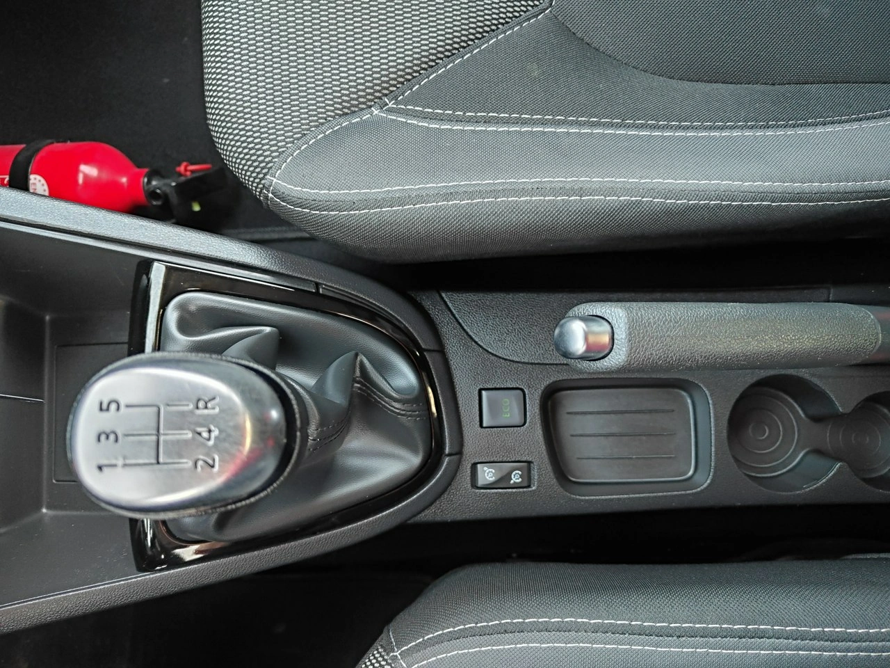 Renault Clio - Zdjęcie 13