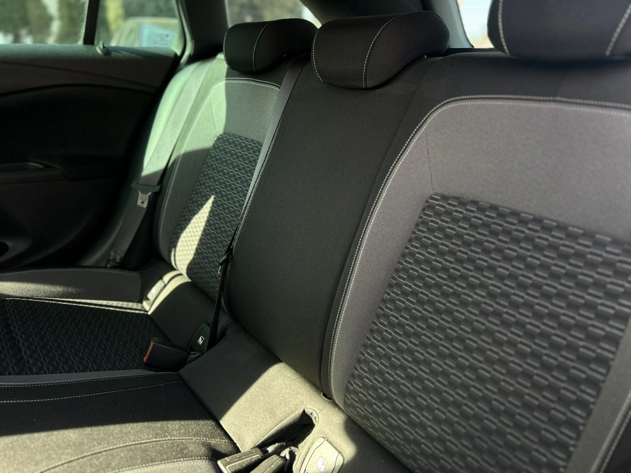 Opel Astra - Zdjęcie 5