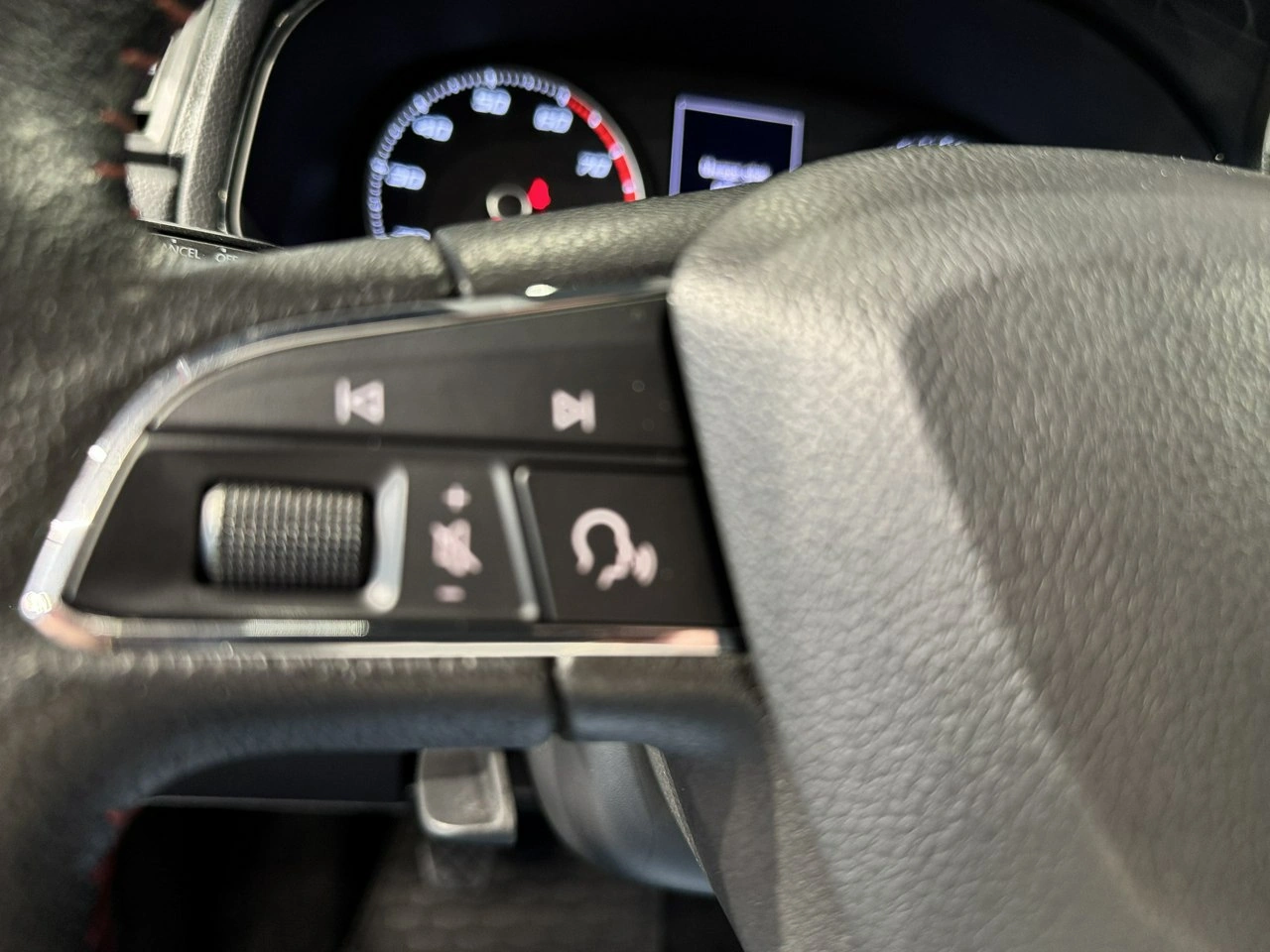 Seat Arona - Zdjęcie 15