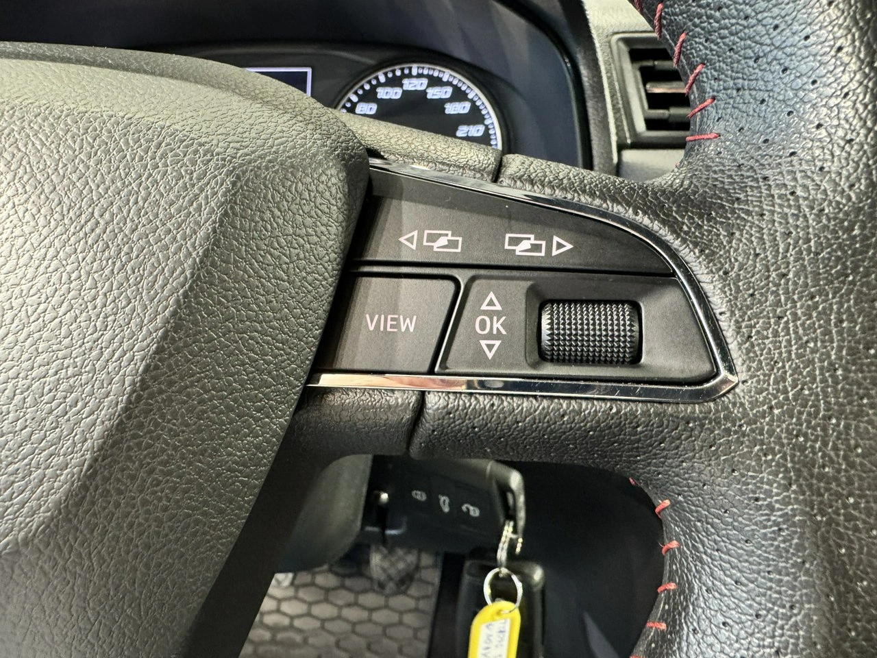 Seat Arona - Zdjęcie 16