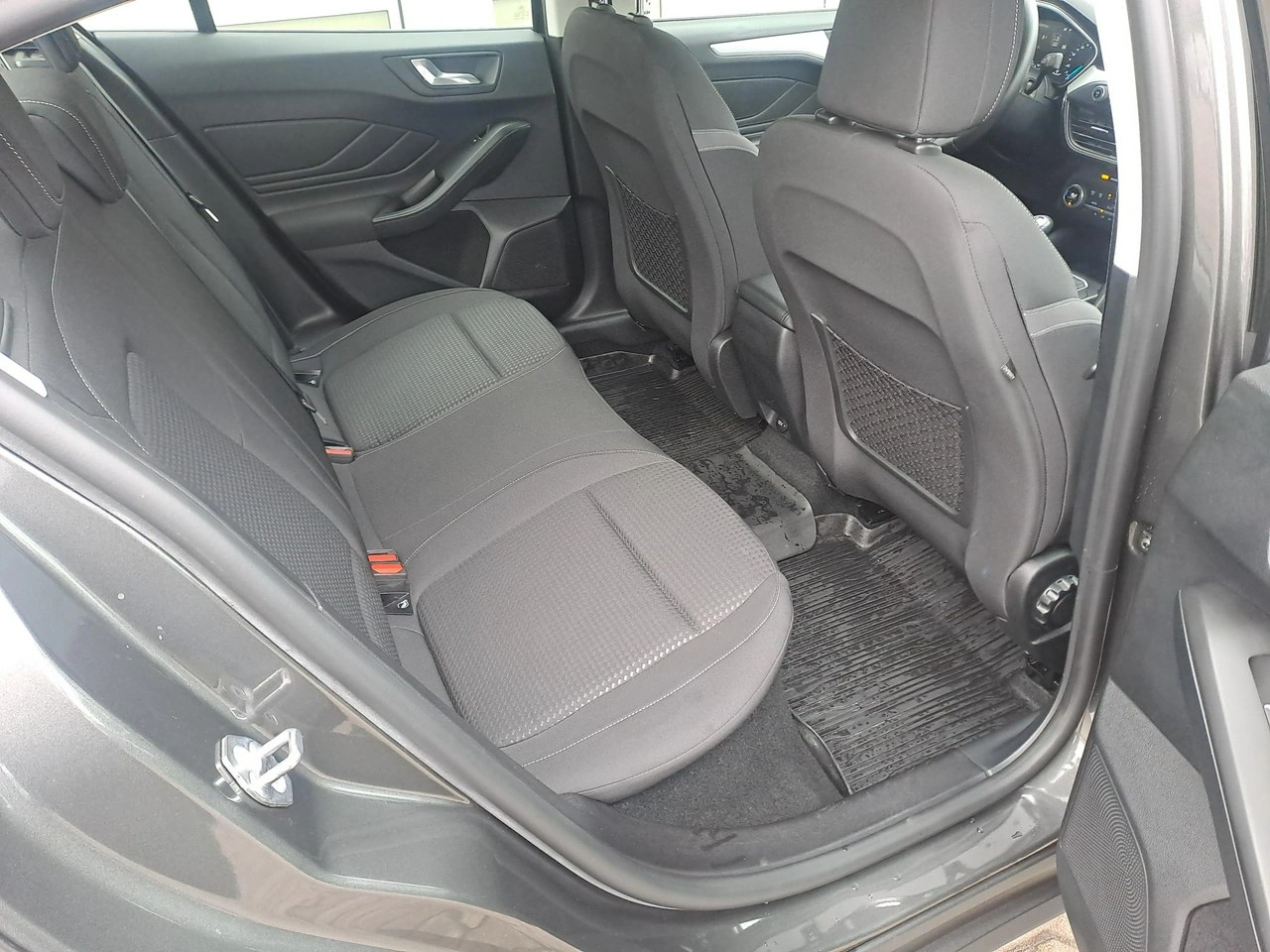 Ford Focus - Zdjęcie 11