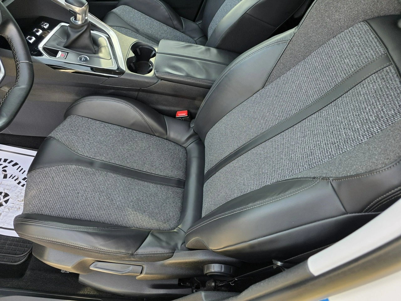 Peugeot 5008 - Zdjęcie 22