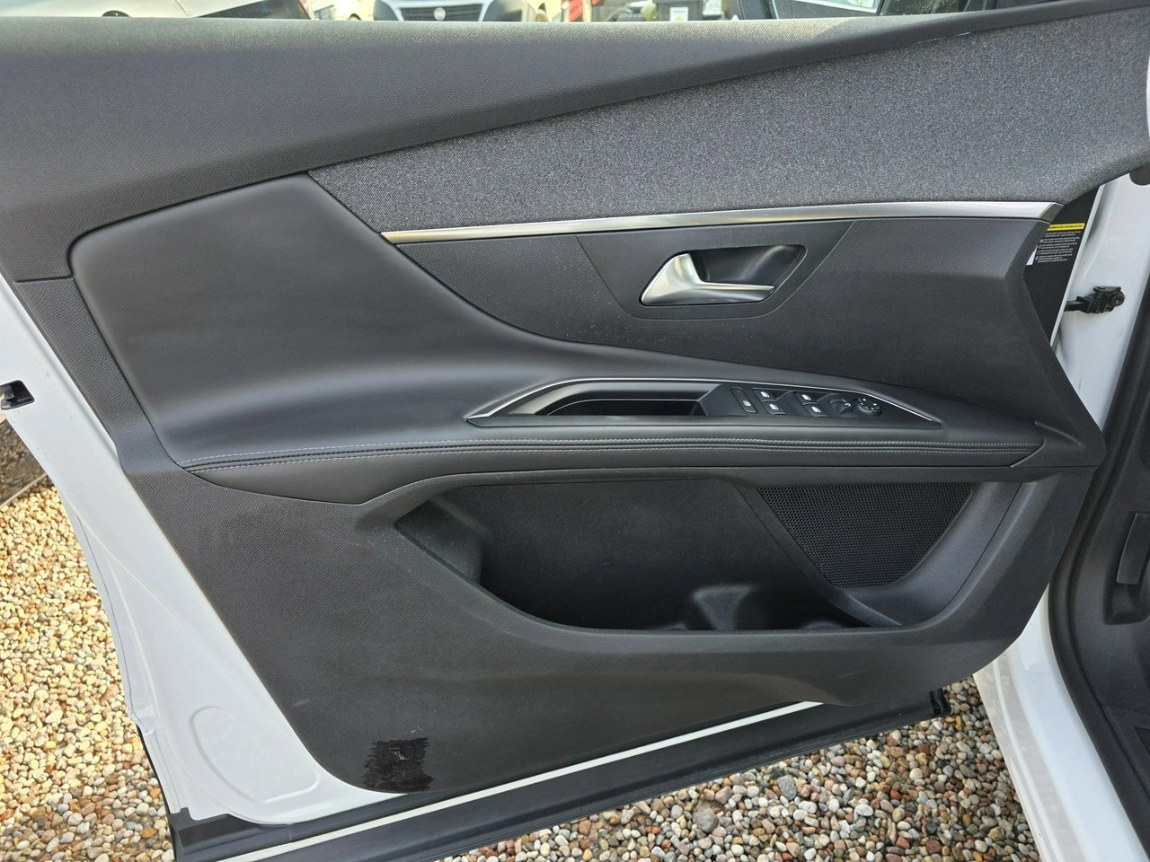 Peugeot 5008 - Zdjęcie 30