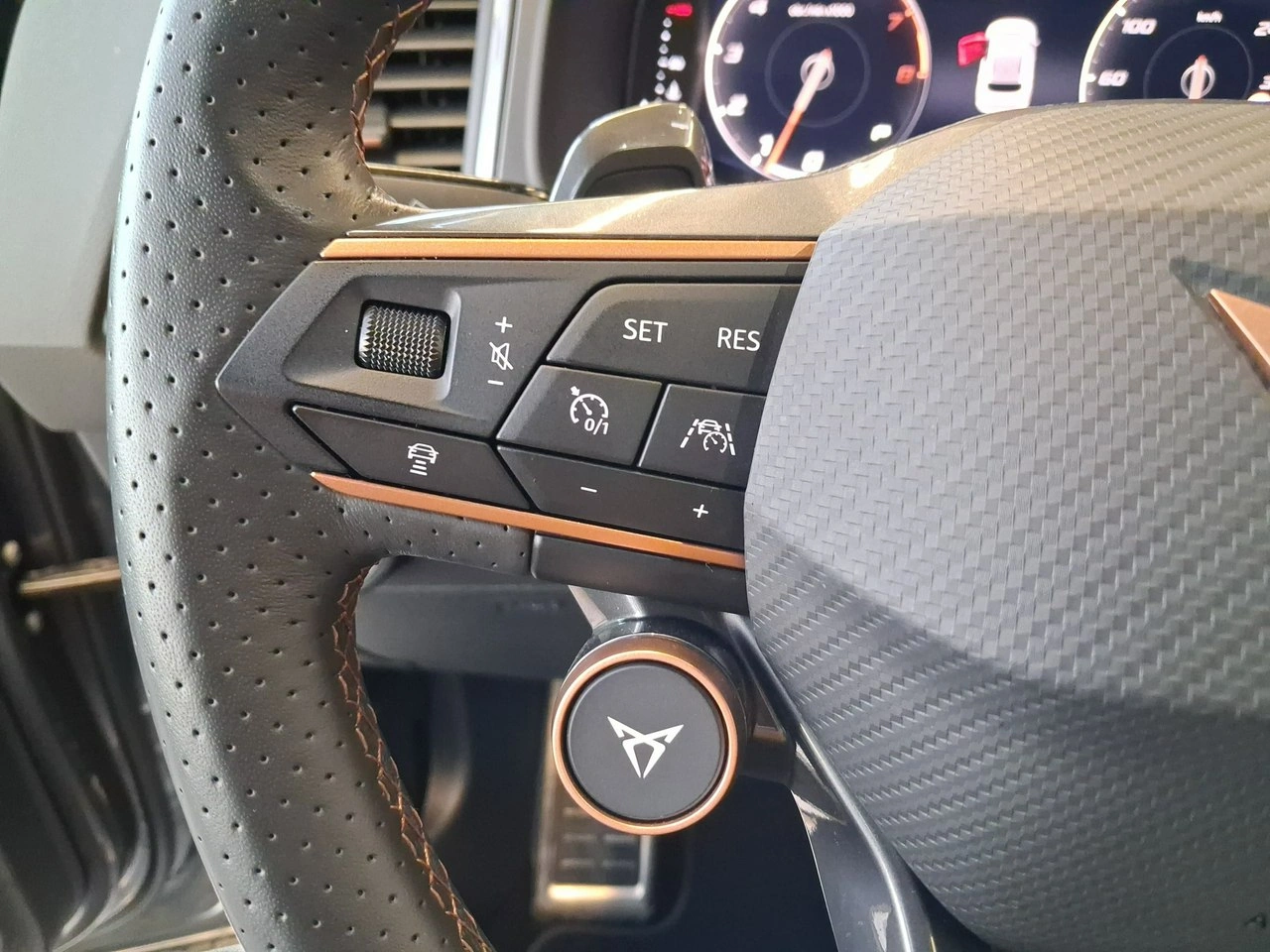 Cupra Ateca - Zdjęcie 16