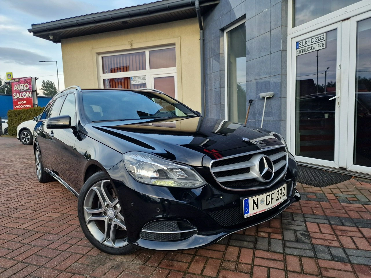 Mercedes E 200 - Zdjęcie 11