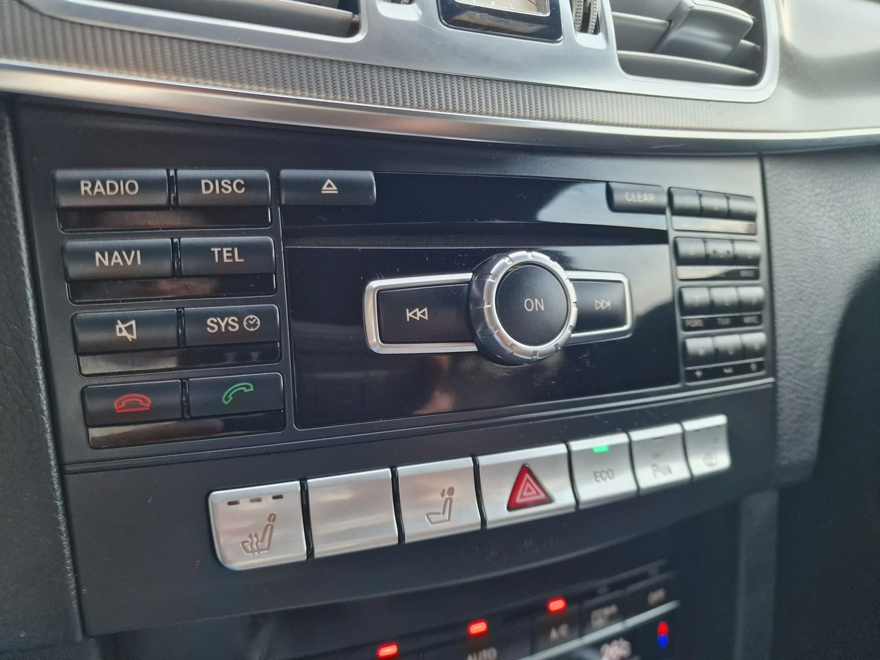 Mercedes E 200 - Zdjęcie 26