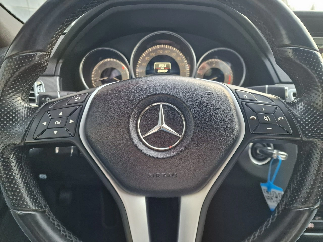 Mercedes E 200 - Zdjęcie 28