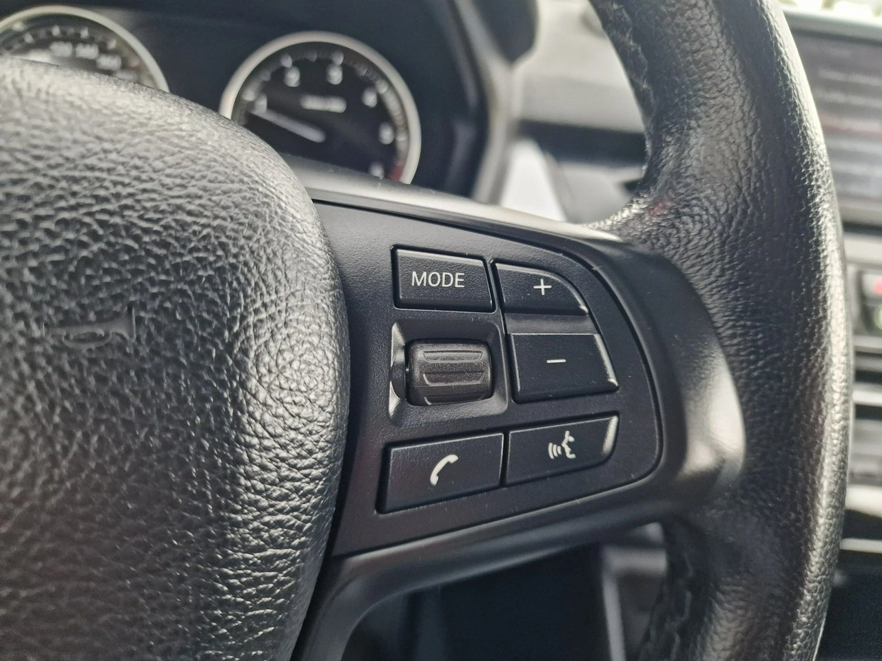 BMW 218 - Zdjęcie 28