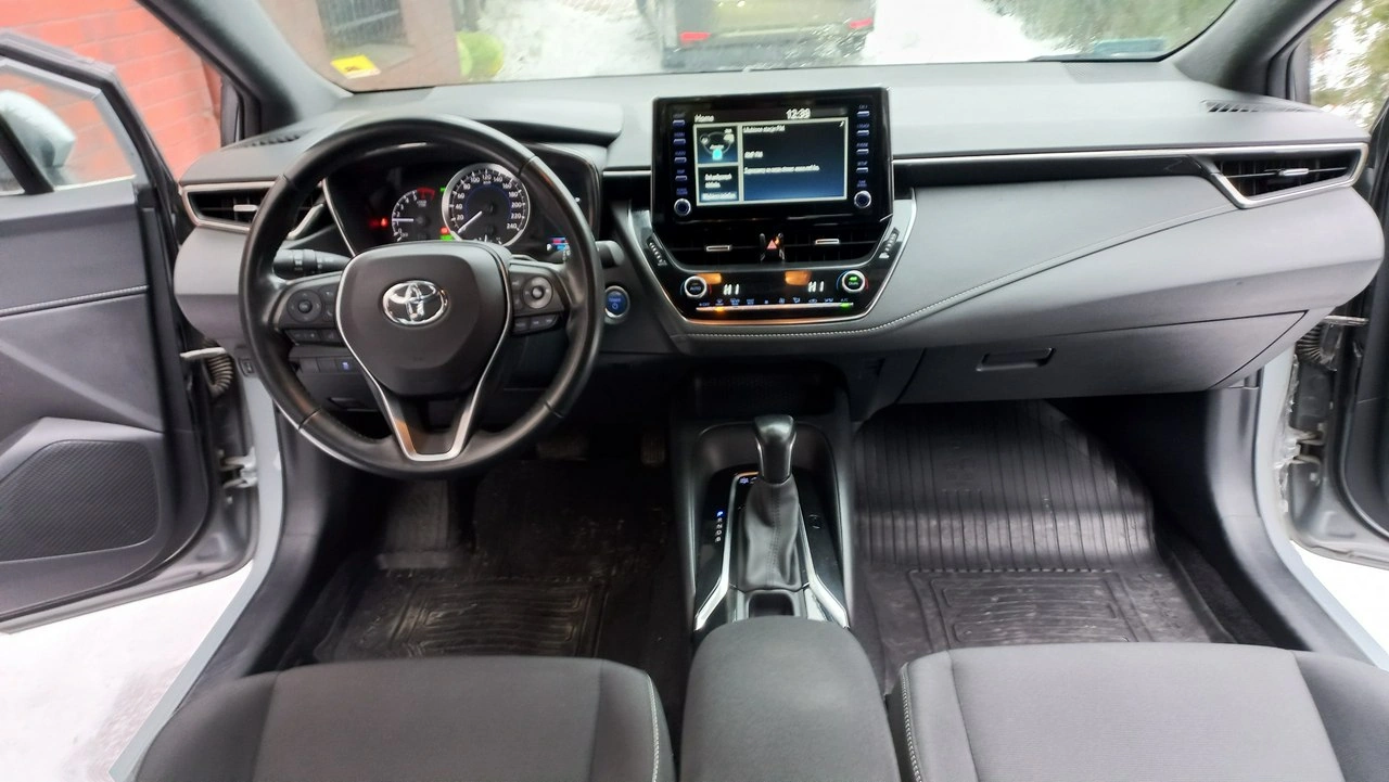 Toyota Corolla - Zdjęcie 10