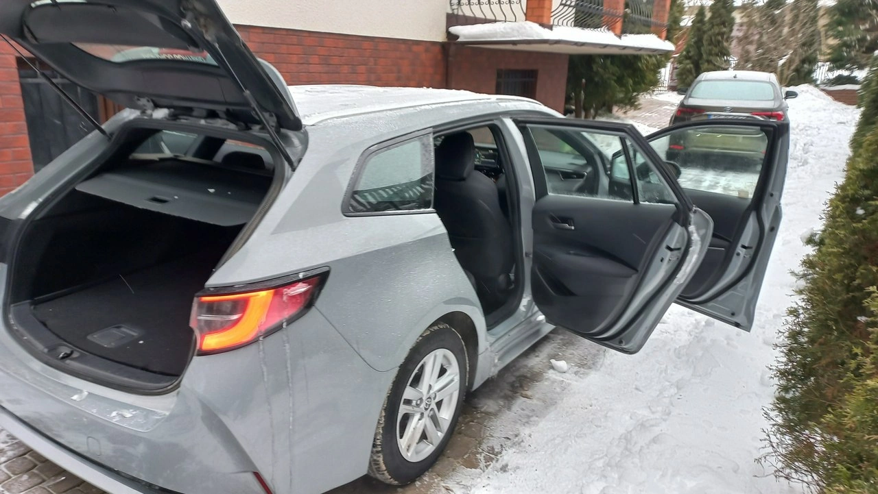 Toyota Corolla - Zdjęcie 25