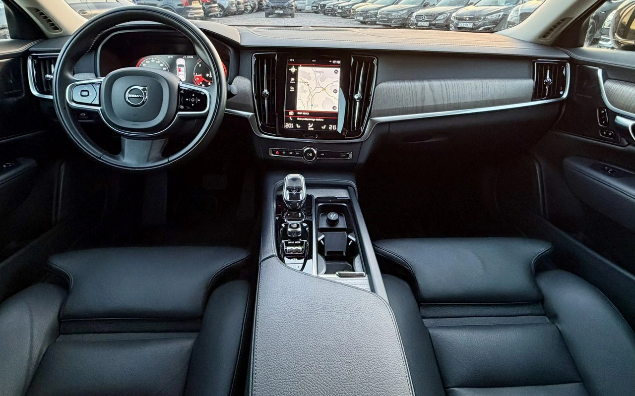 Volvo S90 - Zdjęcie 10