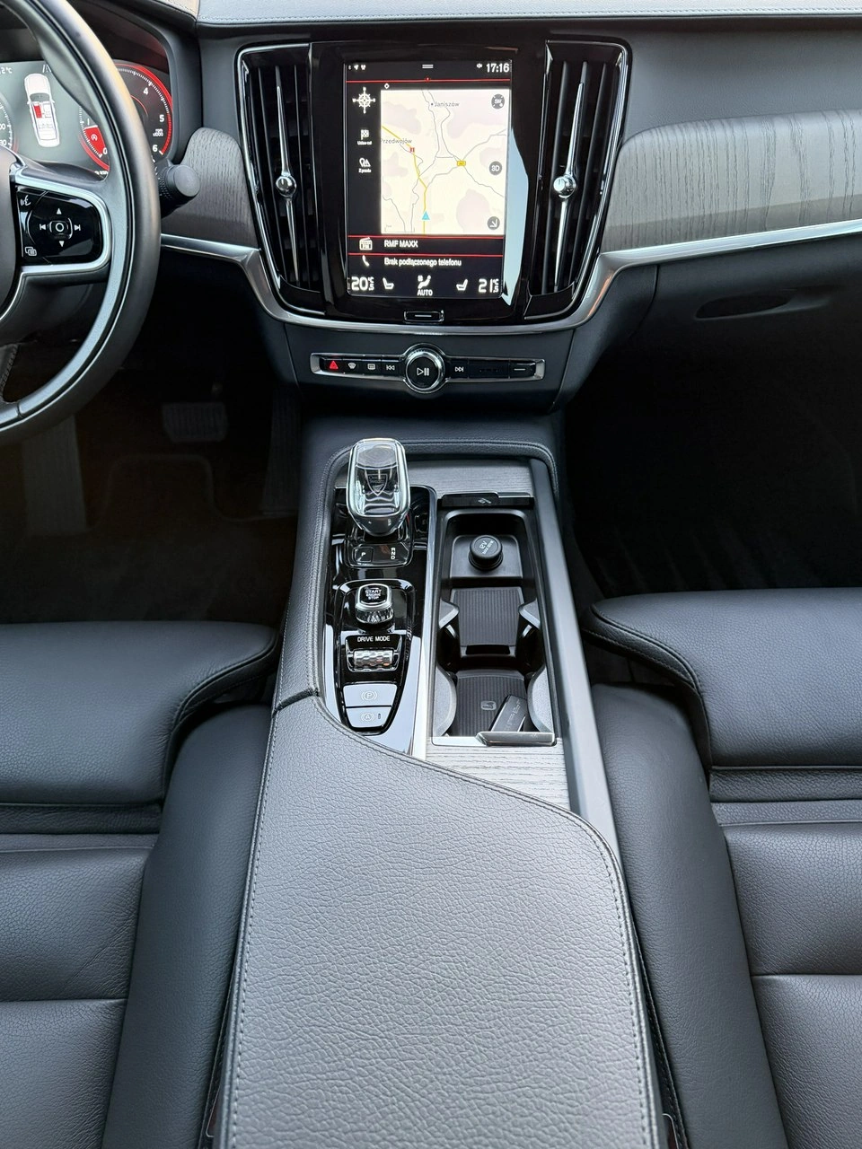 Volvo S90 - Zdjęcie 15