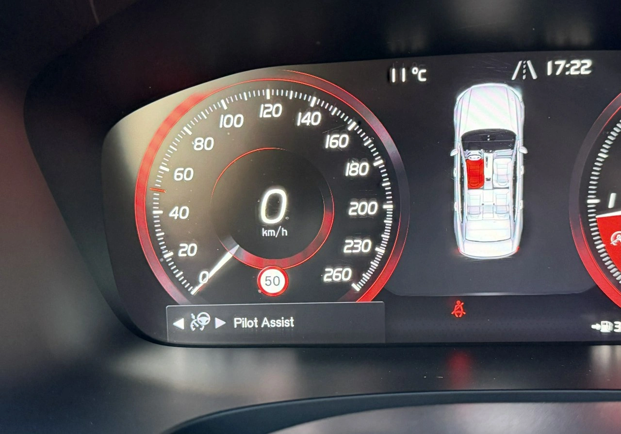 Volvo S90 - Zdjęcie 34