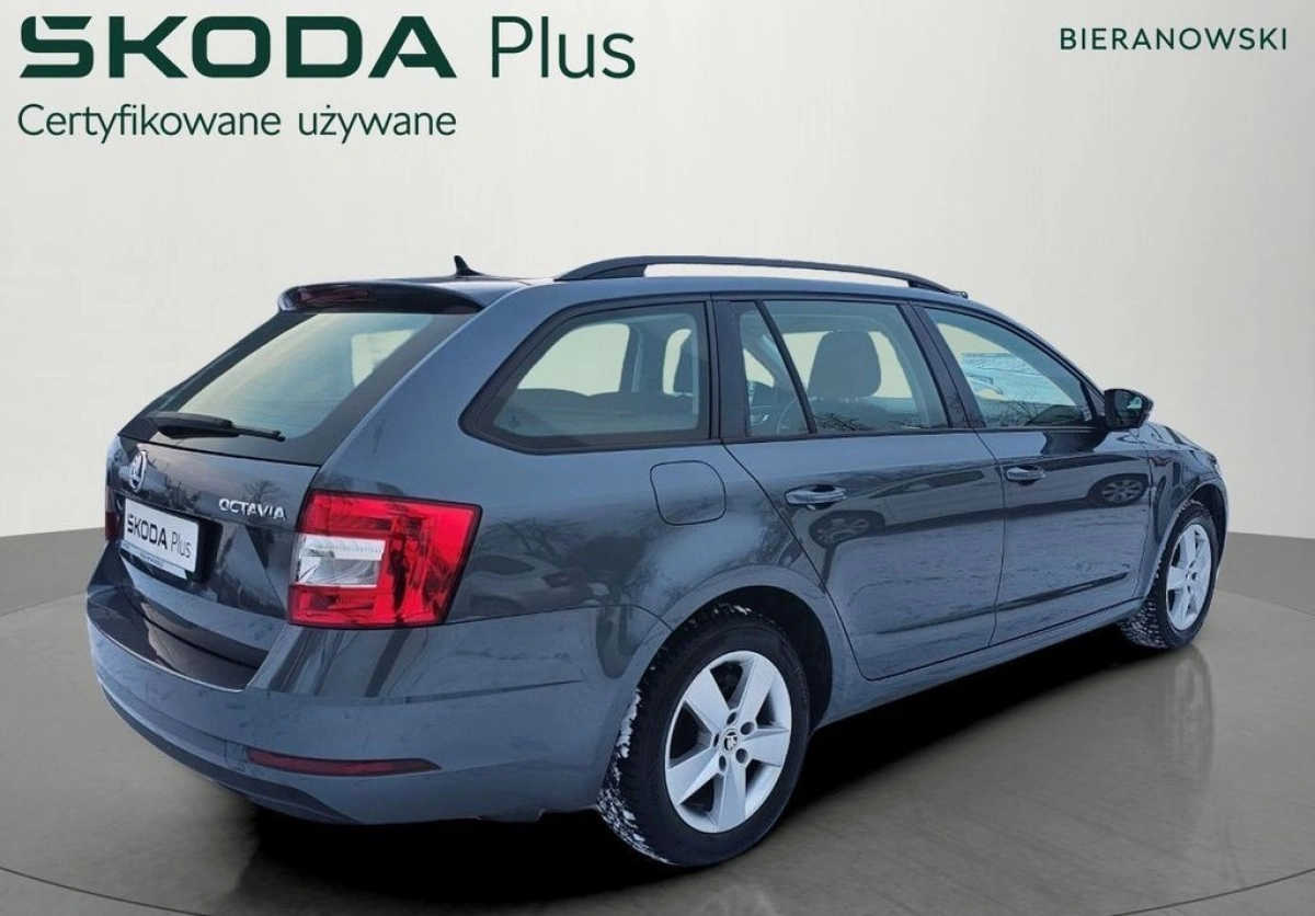 Skoda Octavia - Zdjęcie 4