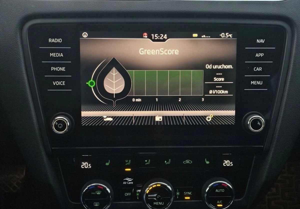 Skoda Octavia - Zdjęcie 14