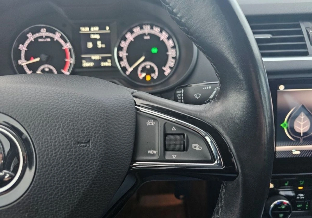 Skoda Octavia - Zdjęcie 19