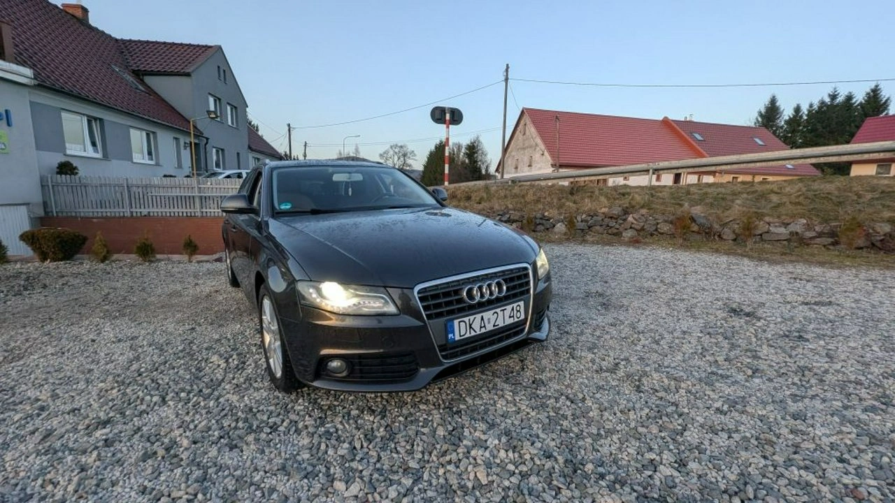 Audi A4 - Zdjęcie 2