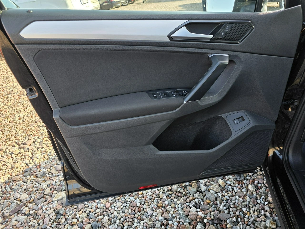 Volkswagen Tiguan - Zdjęcie 15
