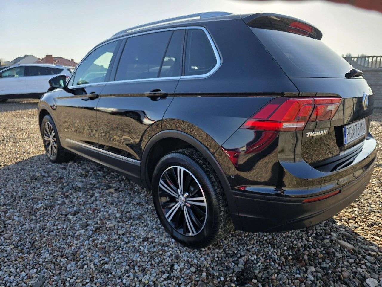 Volkswagen Tiguan - Zdjęcie 2