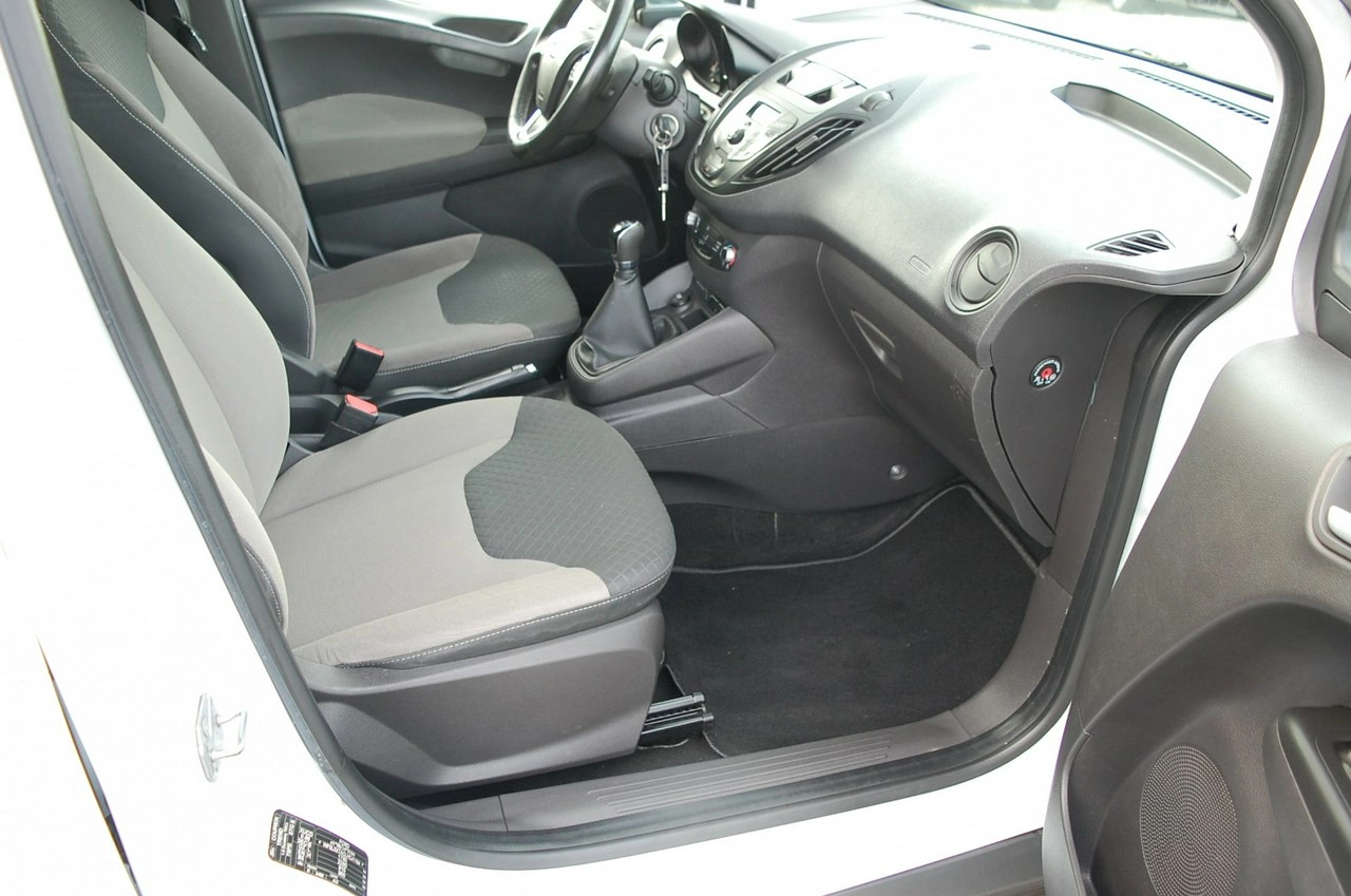 Ford Tourneo Courier - Zdjęcie 21