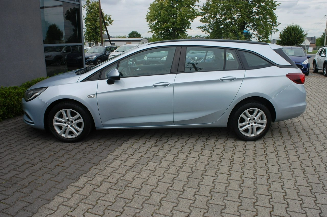 Opel Astra - Zdjęcie 16