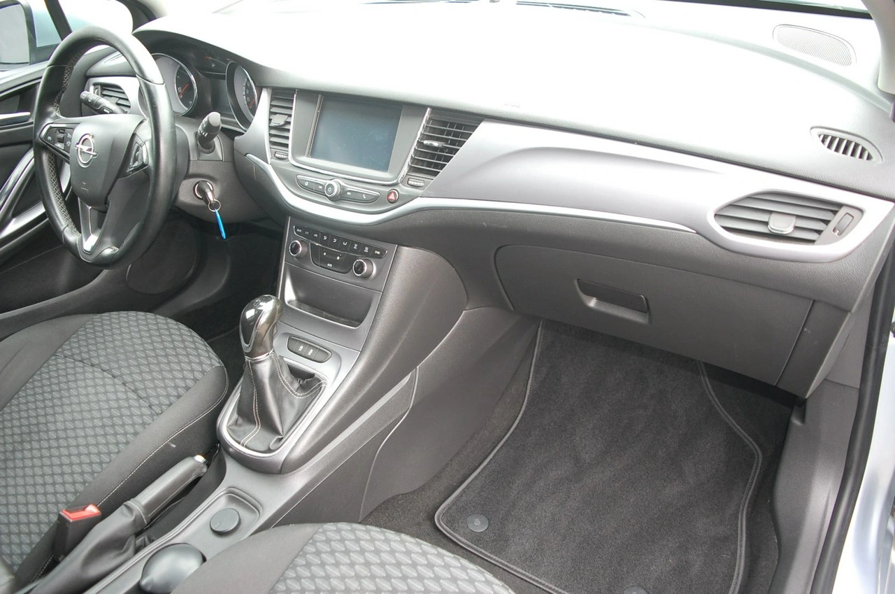 Opel Astra - Zdjęcie 23