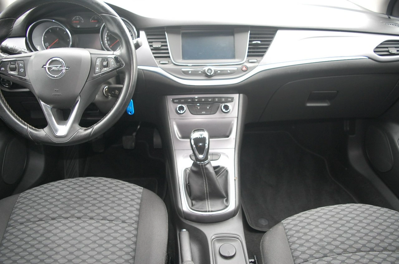 Opel Astra - Zdjęcie 5