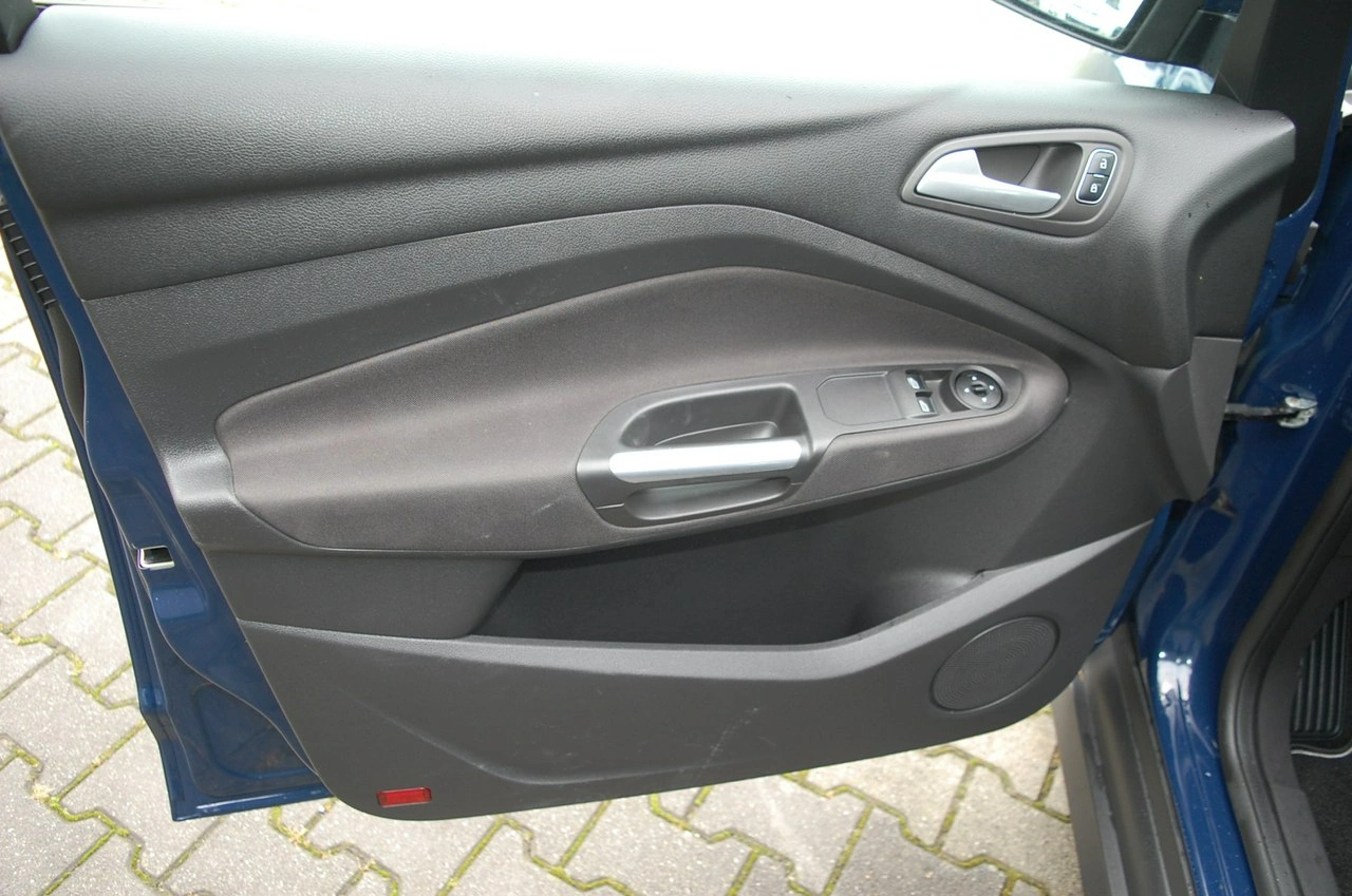 Ford C-MAX - Zdjęcie 26