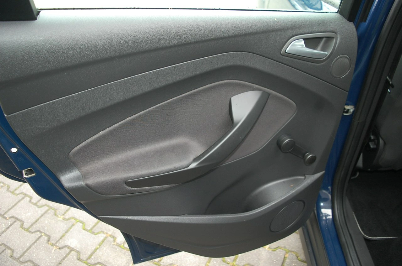 Ford C-MAX - Zdjęcie 27