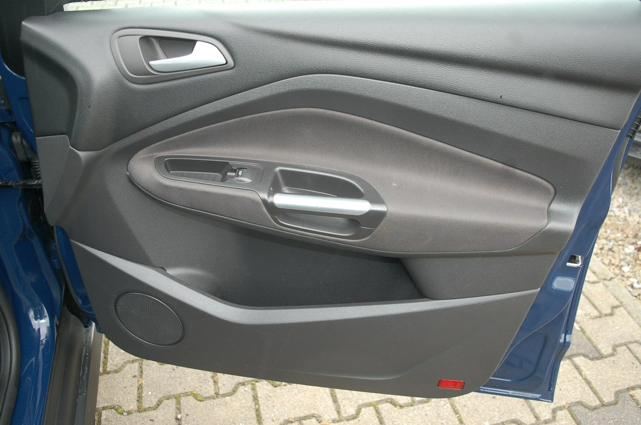 Ford C-MAX - Zdjęcie 28