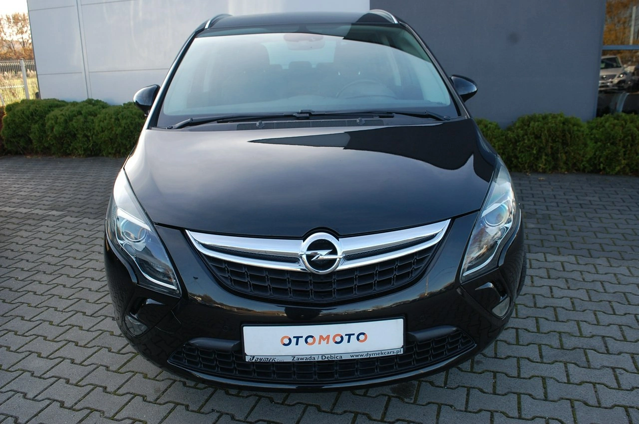 Opel Zafira - Zdjęcie 9