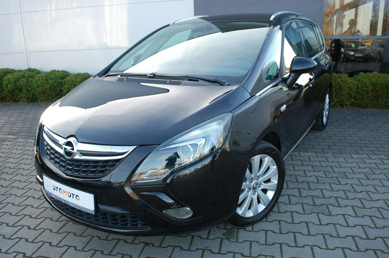 Opel Zafira - Zdjęcie 10