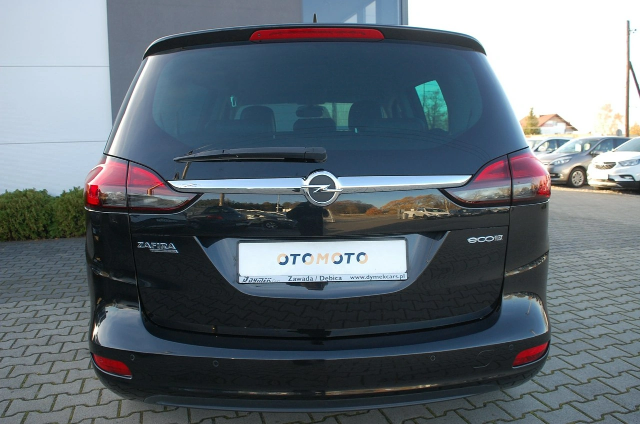 Opel Zafira - Zdjęcie 17