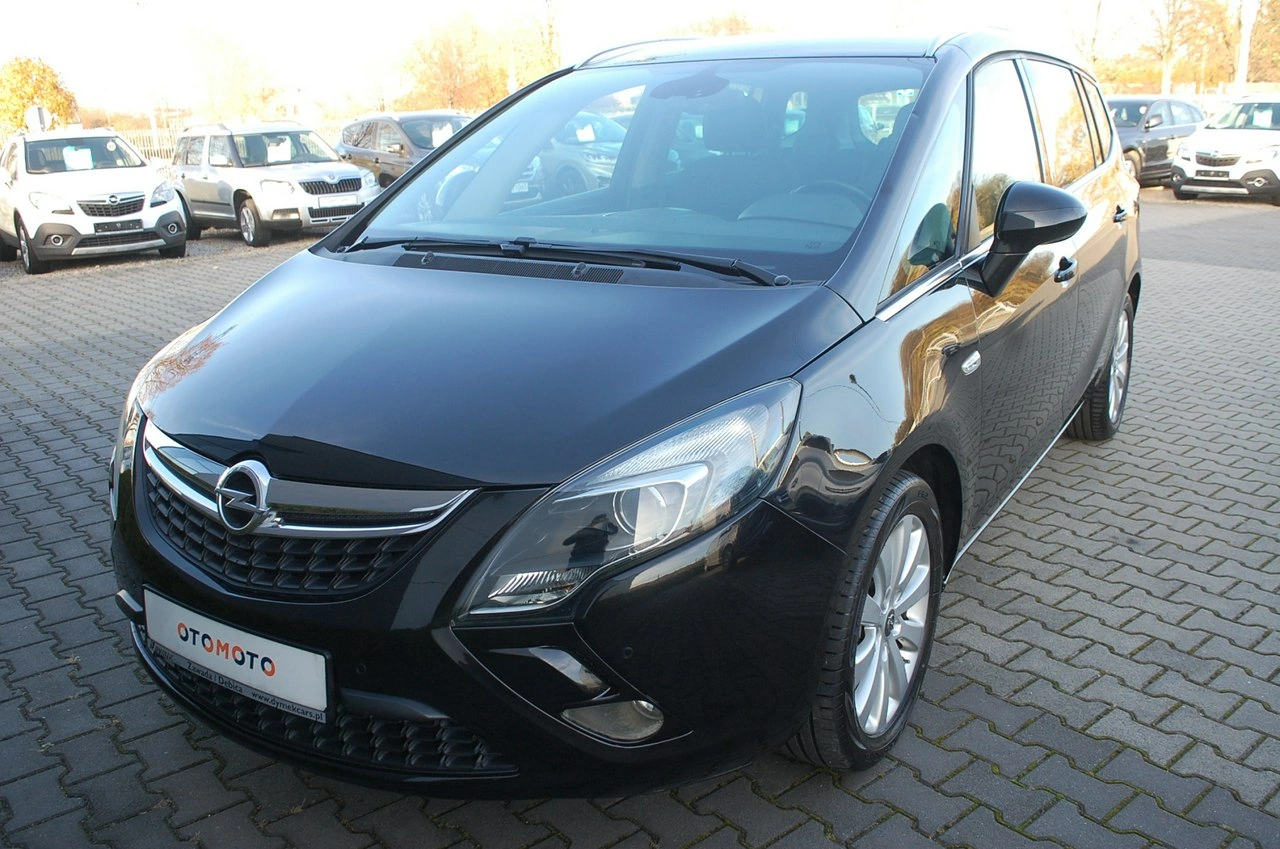 Opel Zafira - Zdjęcie 20
