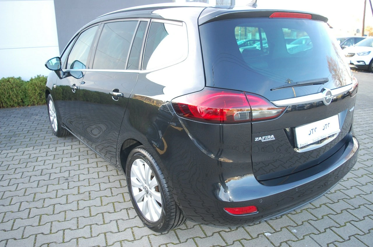 Opel Zafira - Zdjęcie 2