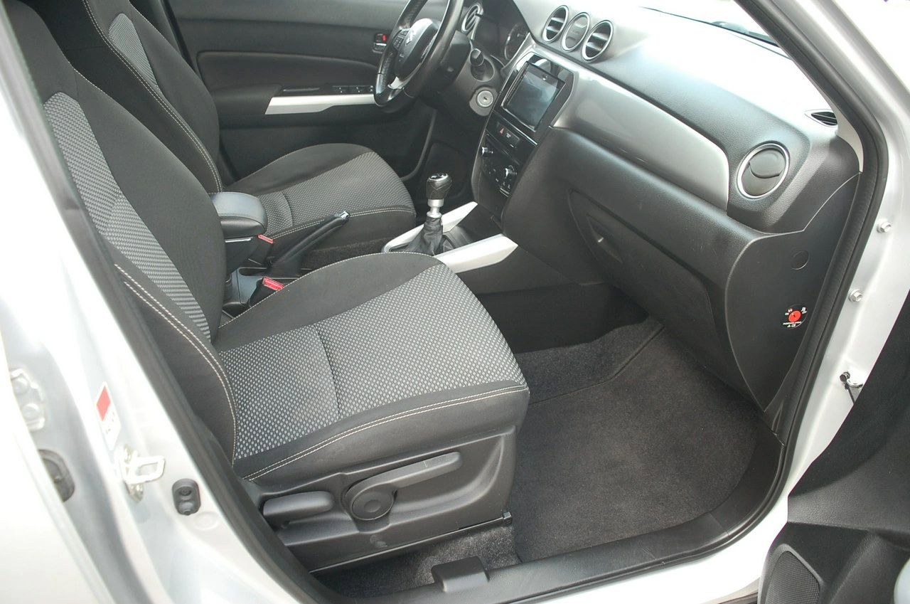 Suzuki Vitara - Zdjęcie 6