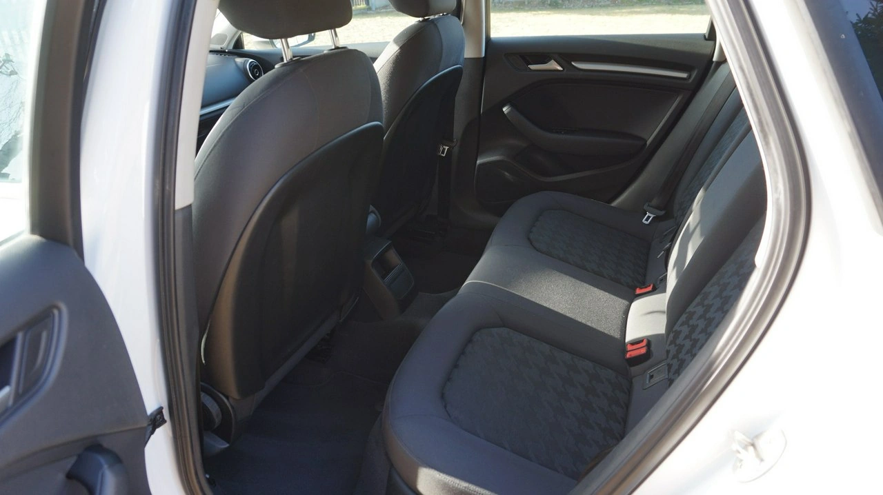 Audi A3 - Zdjęcie 8