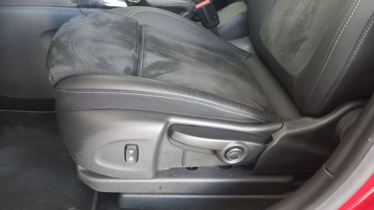 Opel Crossland X - Zdjęcie 8